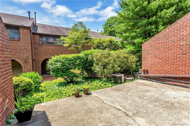 $2,800 | 150 North Bedford Road, Unit 5A, Chappaqua, NY 10514