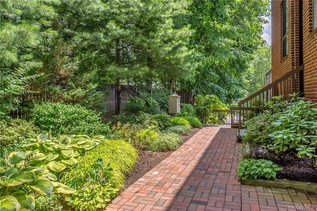 $2,800 | 150 North Bedford Road, Unit 5A, Chappaqua, NY 10514