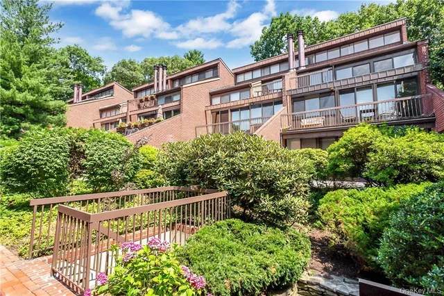 $2,800 | 150 North Bedford Road, Unit 5A, Chappaqua, NY 10514