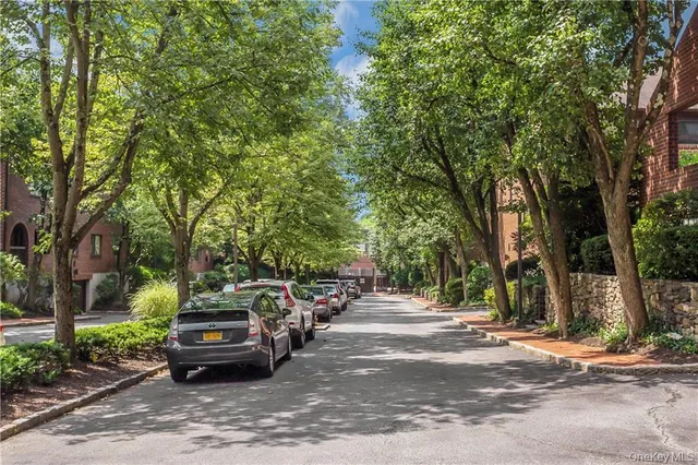 $2,800 | 150 North Bedford Road, Unit 5A, Chappaqua, NY 10514