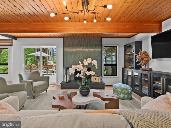 $1,895,000 | 23857 Ebb Point Road, Bozman, MD 21612