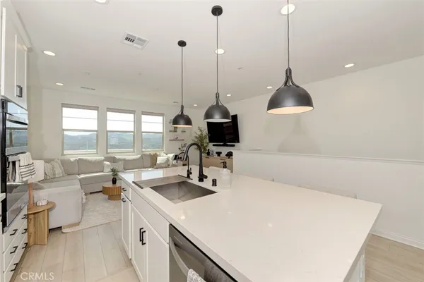 $4,000 | 861 Cornelia Way, Rancho Mission Viejo, CA 92694