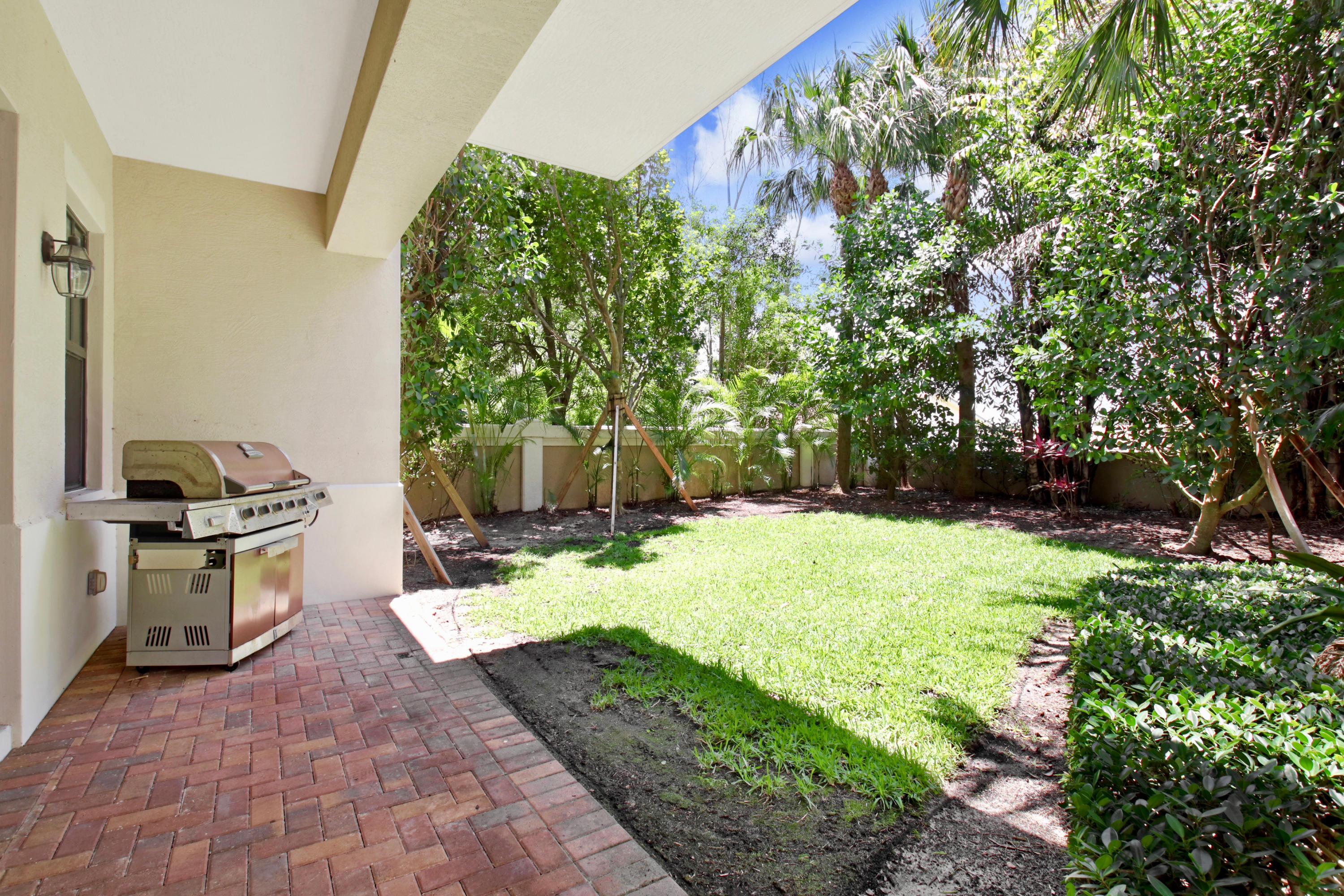 601 Del Sol Circle, Unit 601 Jupiter, FL 33469 - Photo 15 of 34 601 Del Sol Clr, Jupiter HR-12