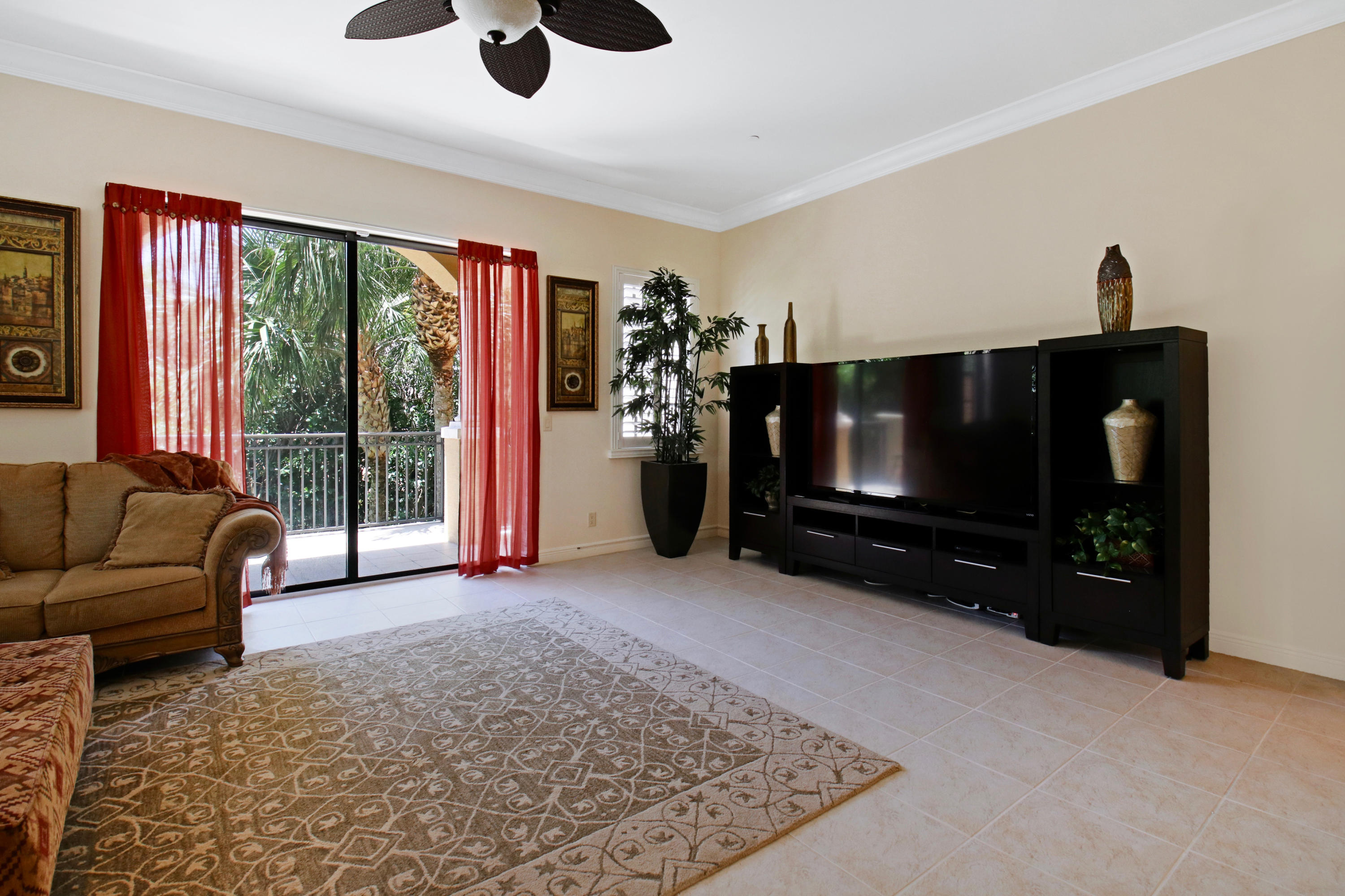 601 Del Sol Circle, Unit 601 Jupiter, FL 33469 - Photo 9 of 34 601 Del Sol Clr, Jupiter HR-7