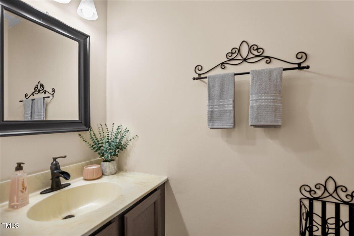 4309 Birmingham Way Raleigh, NC 27604 - Photo 20 of 60 25-4309 Bimingham way -25
