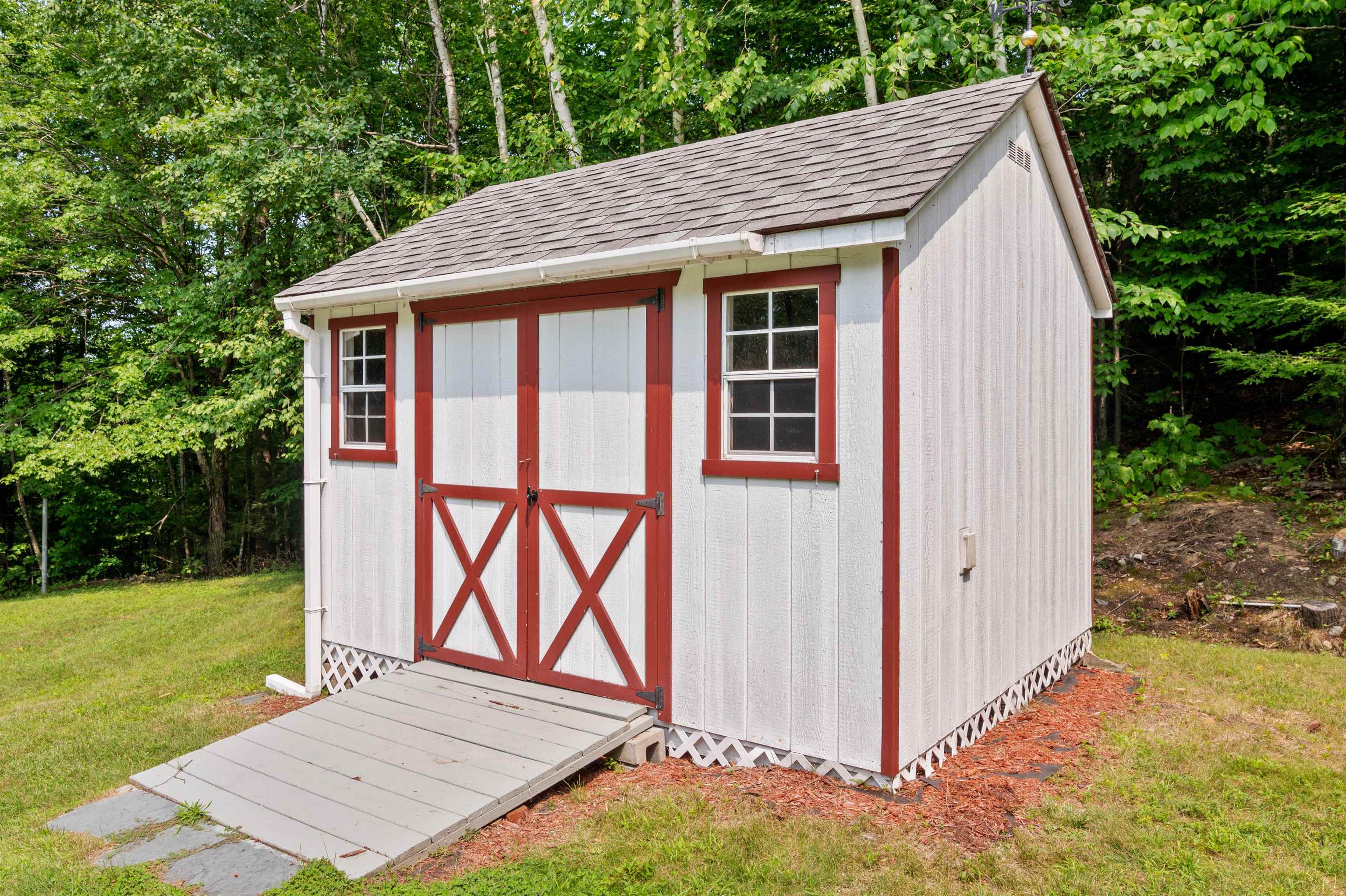 204 Cherry Valley Road Alton, NH 03810 - Photo 27 of 46