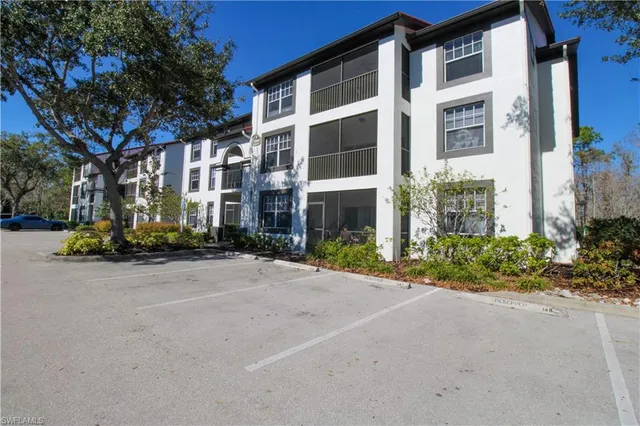 $2,195 | 7960 Preserve Circle, Unit 621, Naples, FL 34119