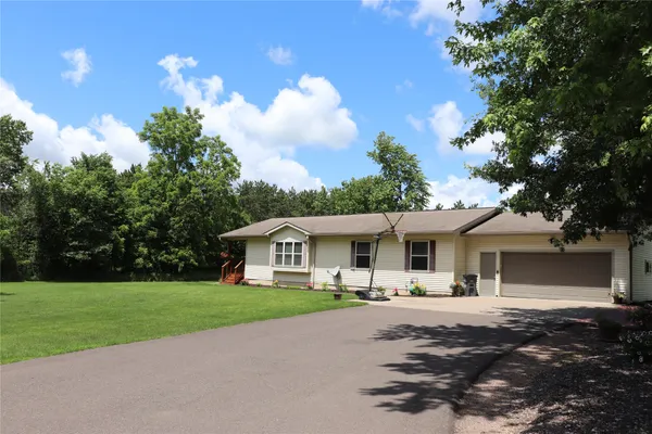 $400,000 | 50311 West Street, Osseo, WI 54758
