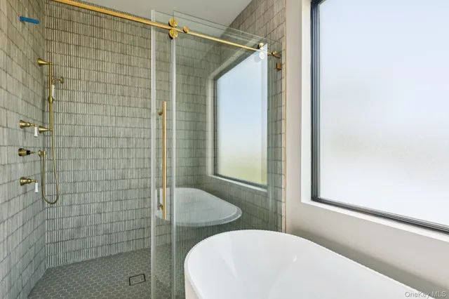 $3,499,998 | 1368 Beech Street, Atlantic Beach, NY 11509