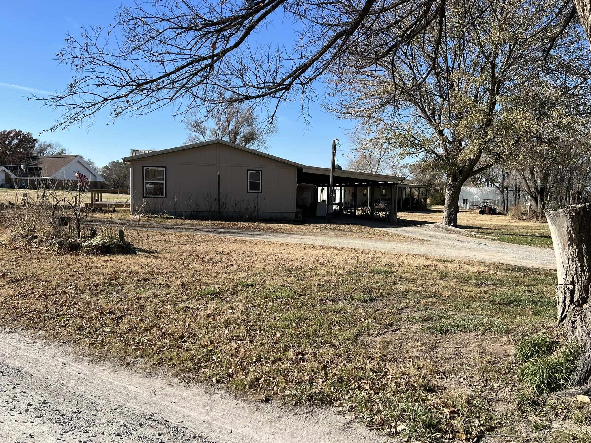 32957 Byrd Road Arkansas City, KS 67005 - Photo 3 of 33