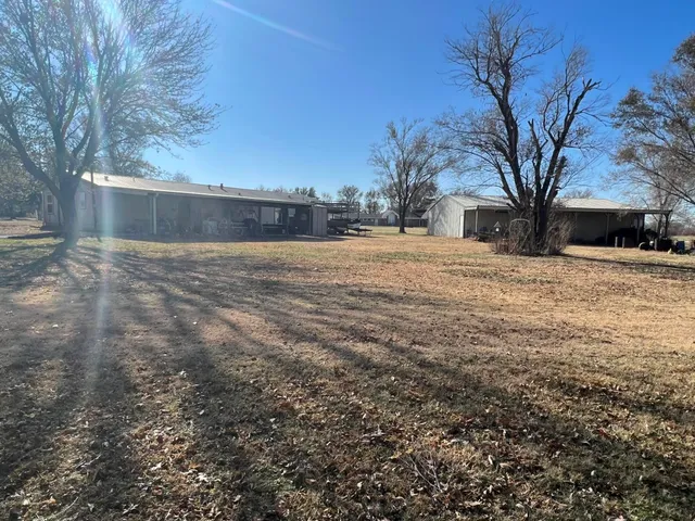 $167,900 | 32957 Byrd Road, Arkansas City, KS 67005