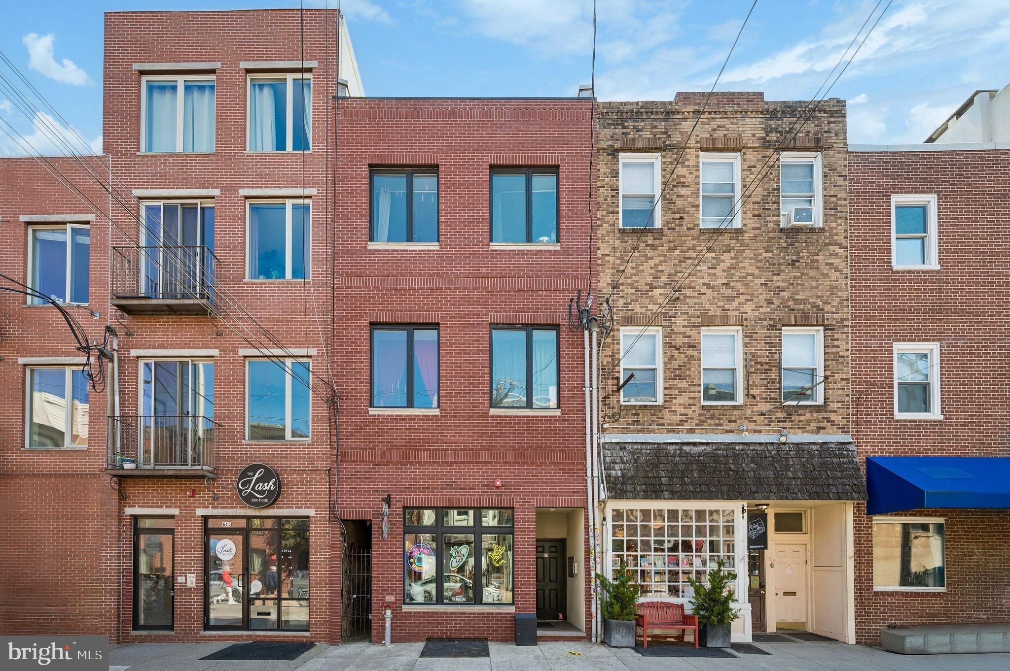 617 South 2nd Street, Unit 3R Philadelphia, PA 19147 - Photo 1 of 19 a front view of a multi story building