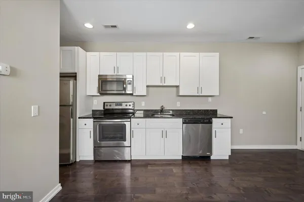 $1,600 | 617 South 2nd Street, Unit 3R, Philadelphia, PA 19147