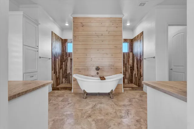 $665,500 | 4196 Mark Street, Ropesville, TX 79358