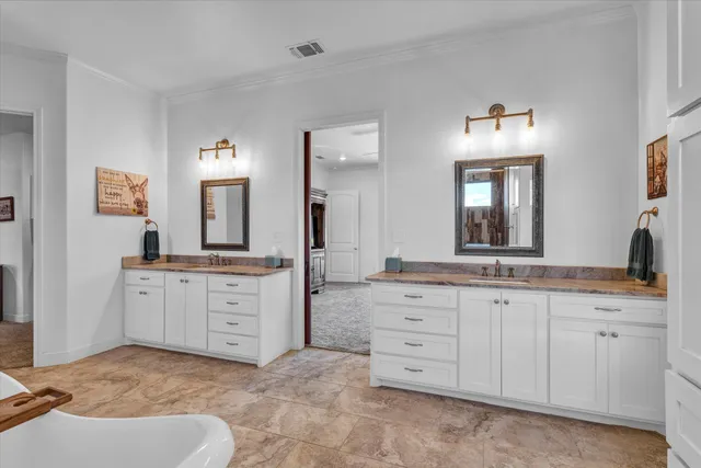 $665,500 | 4196 Mark Street, Ropesville, TX 79358