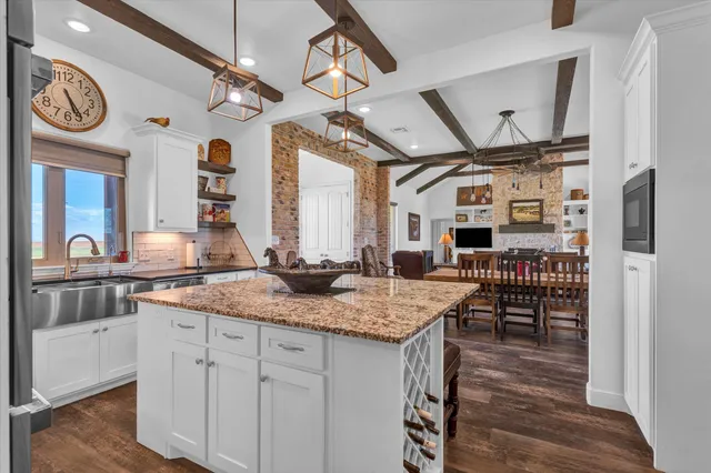 $665,500 | 4196 Mark Street, Ropesville, TX 79358