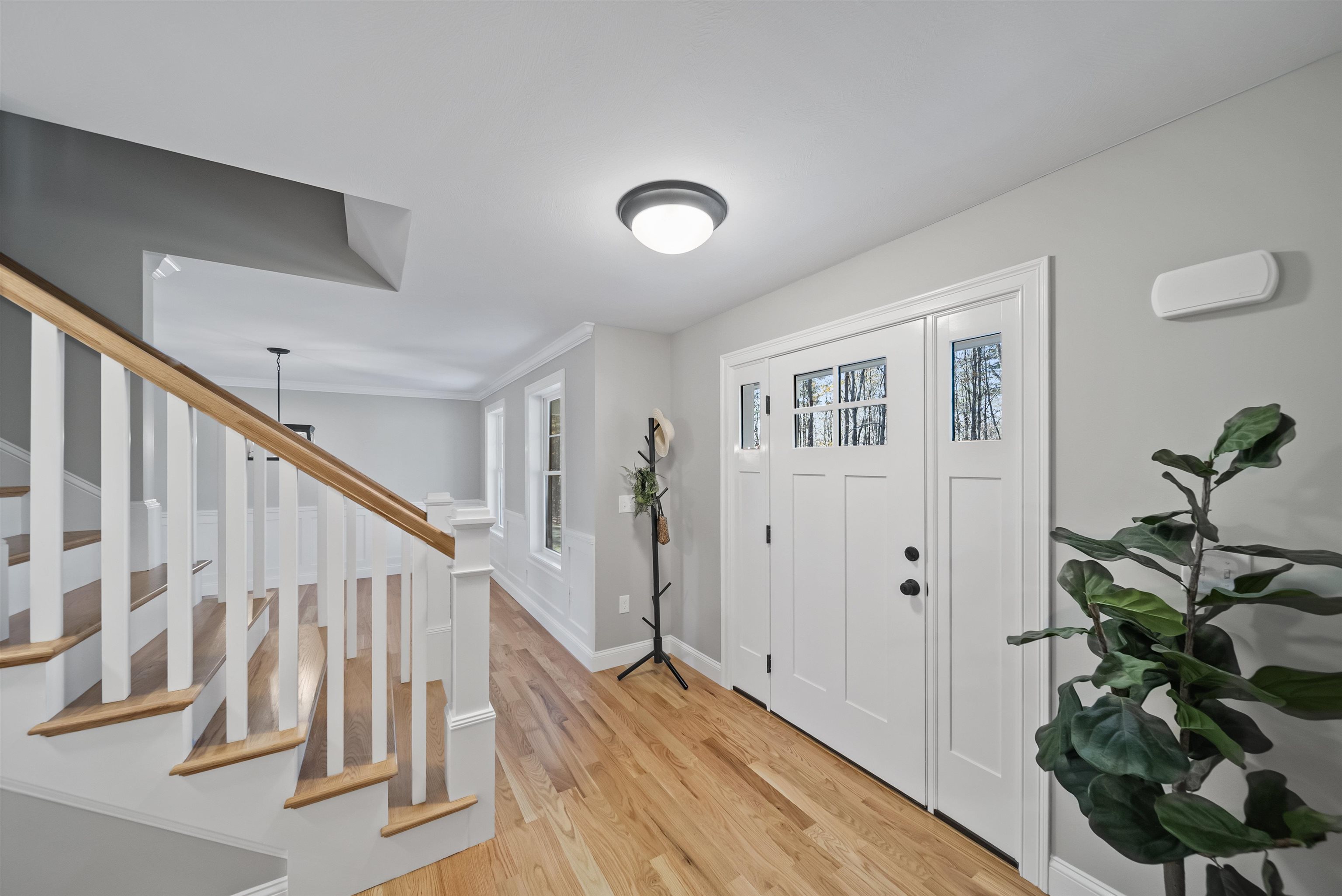 107 Chester Road Derry, NH 03038 - Photo 13 of 38