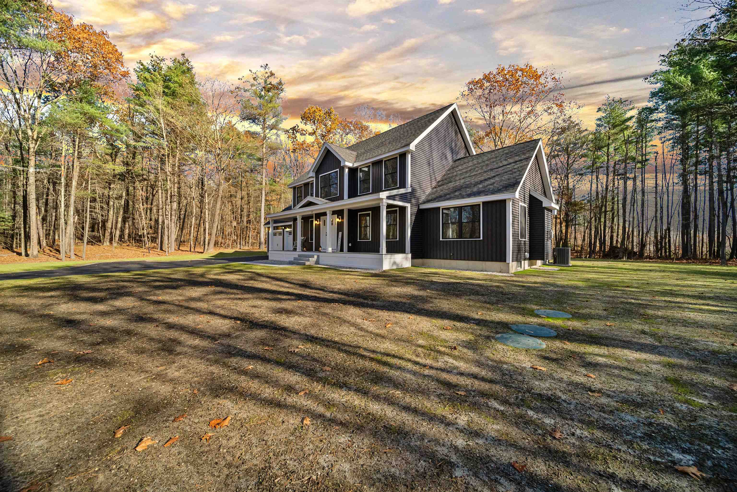 107 Chester Road Derry, NH 03038 - Photo 2 of 38