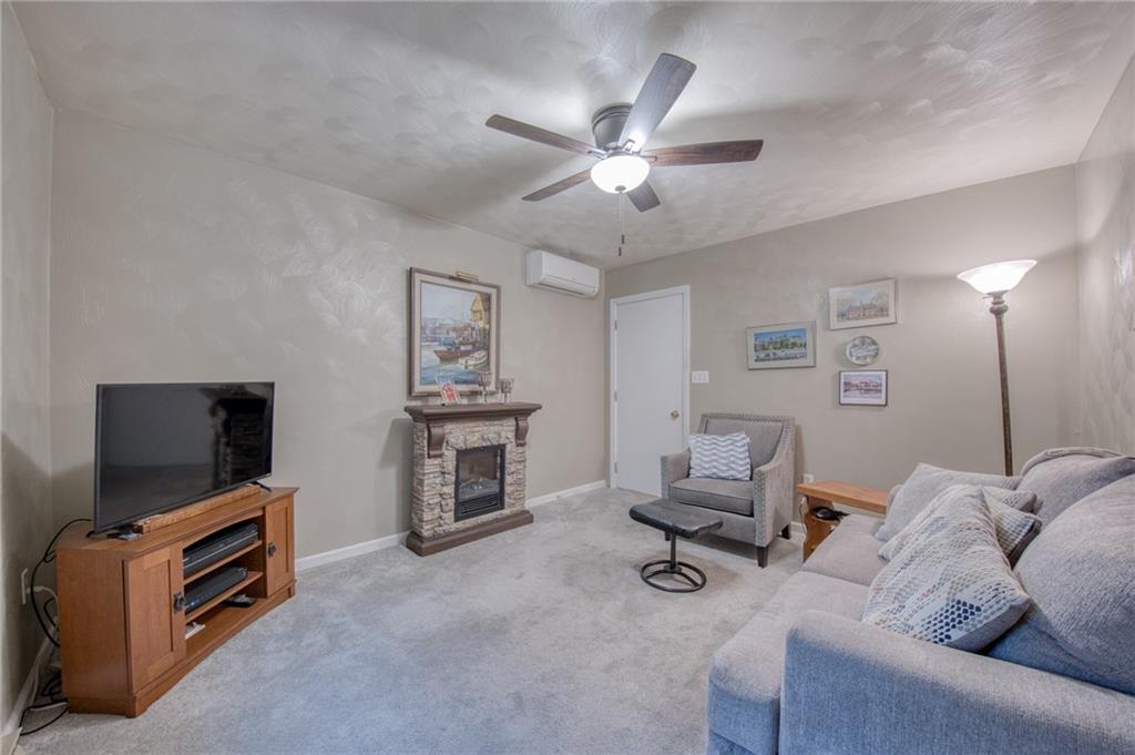 1239 Holmes Street McKees Rocks, PA 15136 - Photo 16 of 46 Gallery Image 16