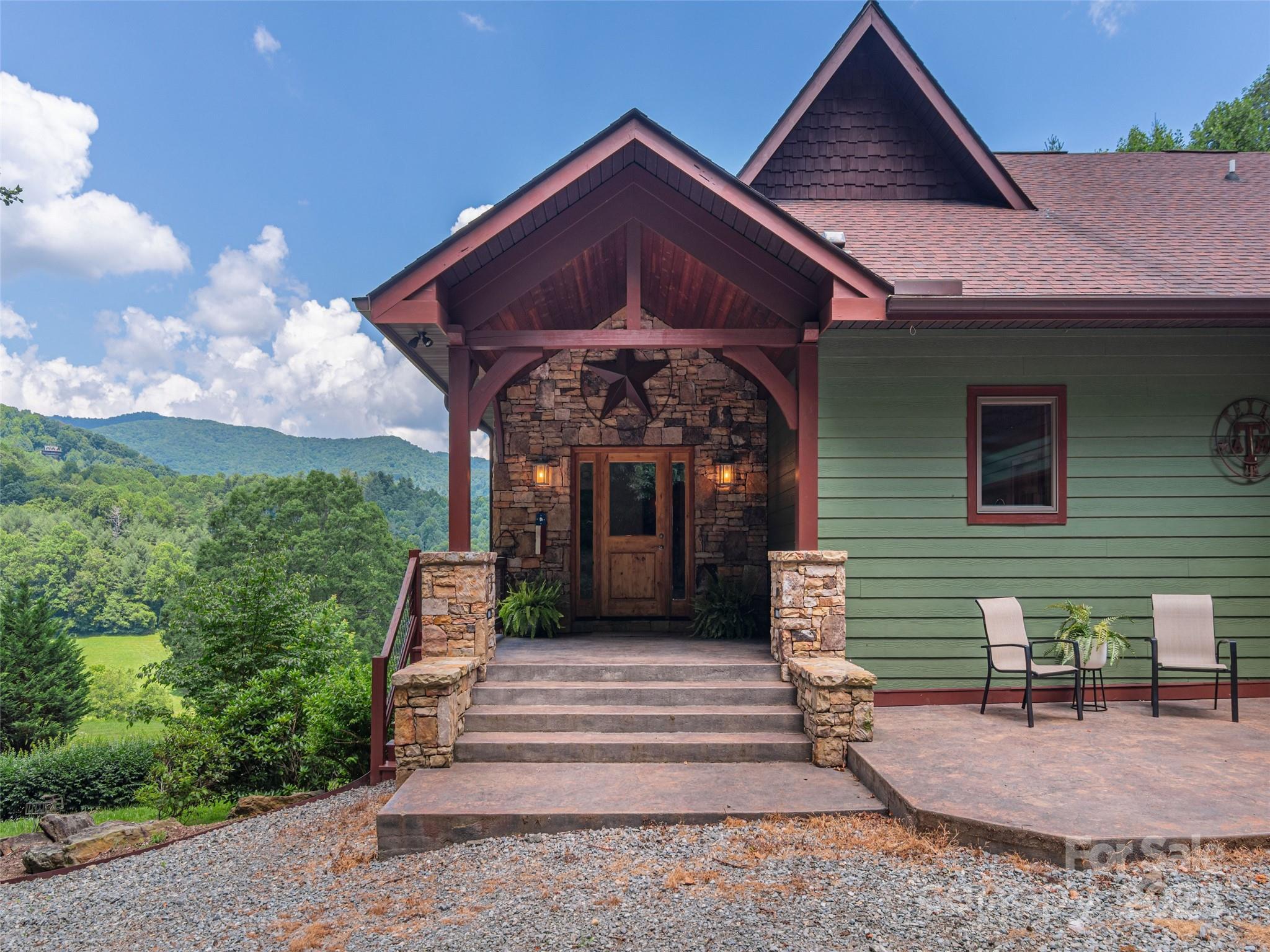 477 Jenkins Road Waynesville, NC 28785 - Photo 6 of 48