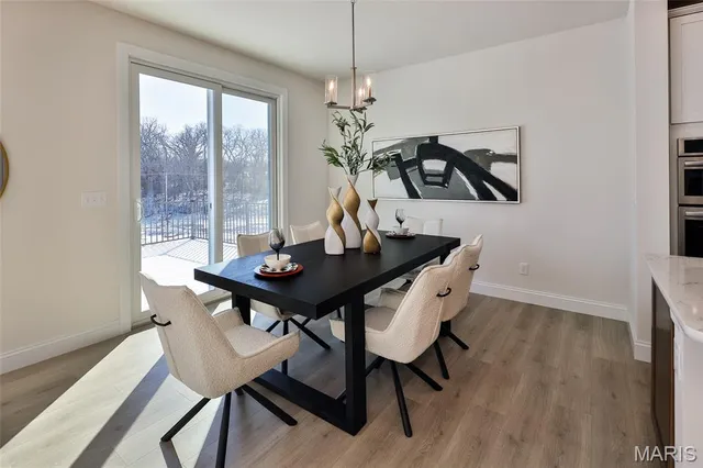 $748,849 | 125 Sterling Dr Lake Street, Lake St. Louis, MO 63367