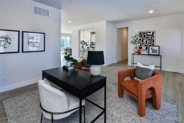 $748,849 | 125 Sterling Dr Lake Street, Lake St. Louis, MO 63367