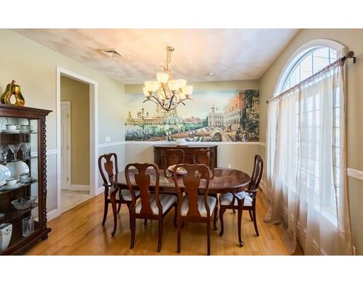 236 Judge Road Lynn, MA 01904 - Photo 6 of 28 Gallery Image 6