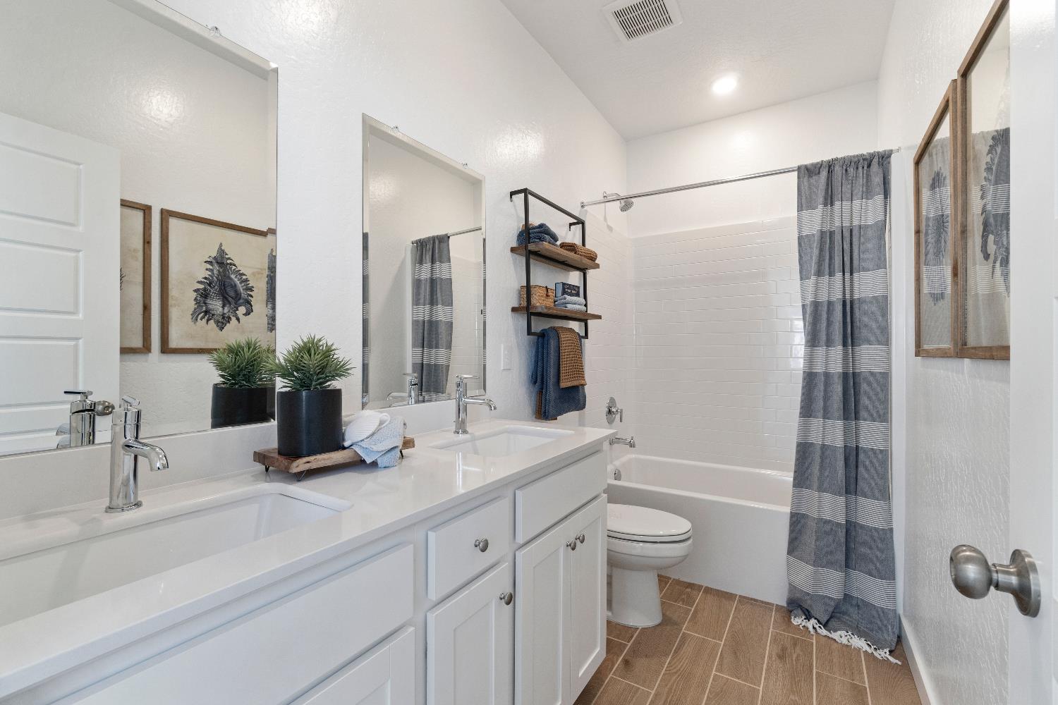 1059 Springtime Avenue Clovis, CA 93619 - Photo 11 of 32