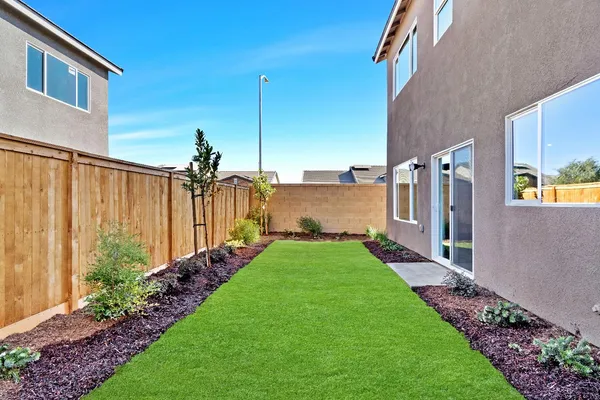 $594,950 | 1059 Springtime Avenue, Clovis, CA 93619