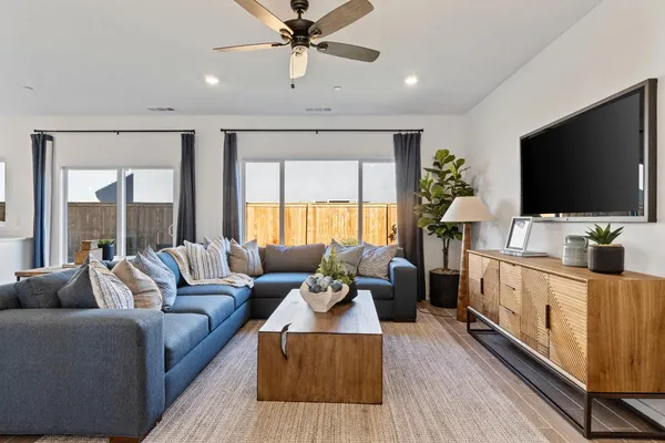 $594,950 | 1059 Springtime Avenue, Clovis, CA 93619