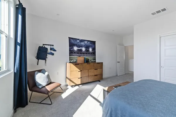 $594,950 | 1059 Springtime Avenue, Clovis, CA 93619