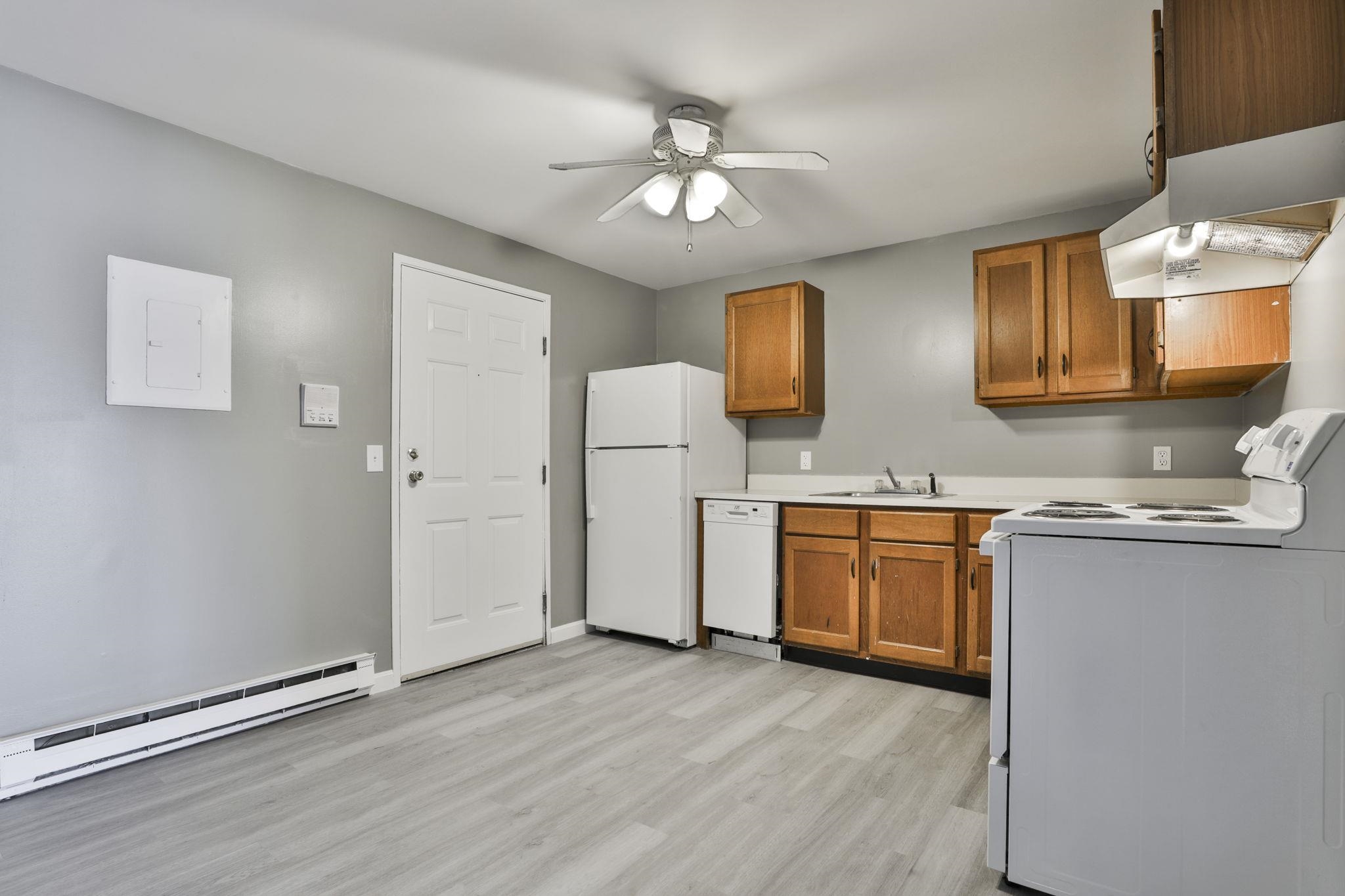 12 East Side Drive, Unit 22 Concord, NH 03301 - Photo 4 of 14