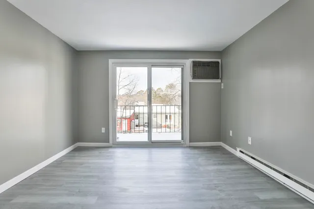 $160,000 | 12 East Side Drive, Unit 22, Concord, NH 03301