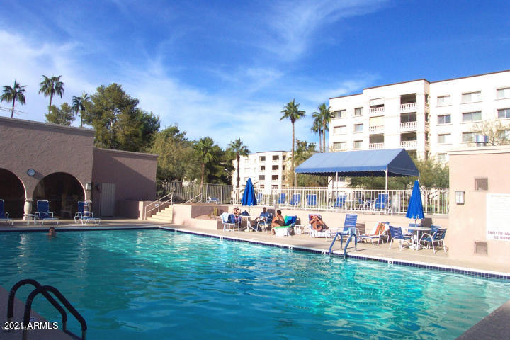 7970 East Camelback Road, Unit 610 Scottsdale, AZ 85251 - Photo 20 of 26 Main Pool