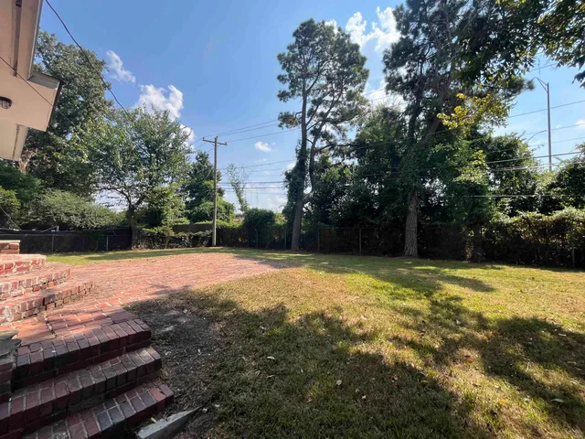 $1,575 | 5037 Woodlark Avenue, Memphis, TN 38117