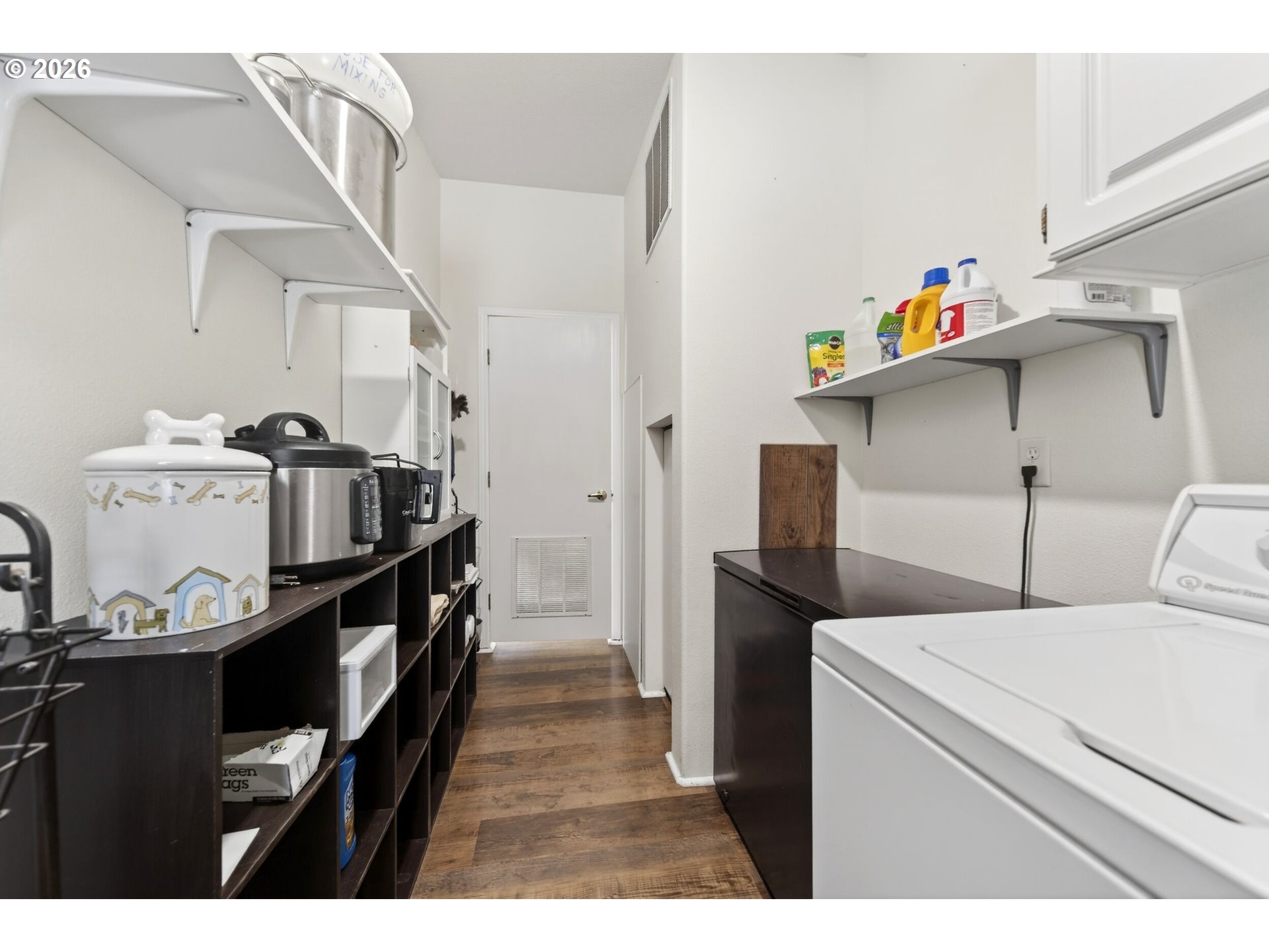 62196 Crown Point Road Coos Bay, OR 97420 - Photo 32 of 46 Laundry