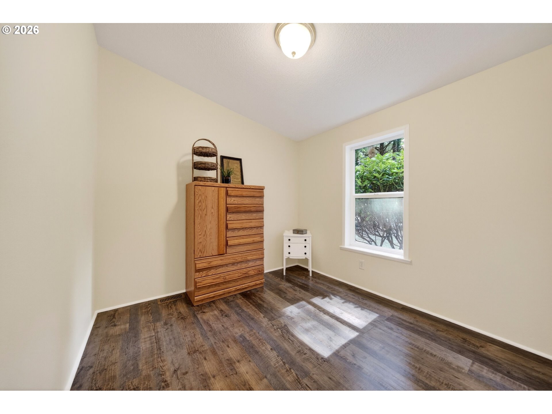 62196 Crown Point Road Coos Bay, OR 97420 - Photo 34 of 46 Bedroom