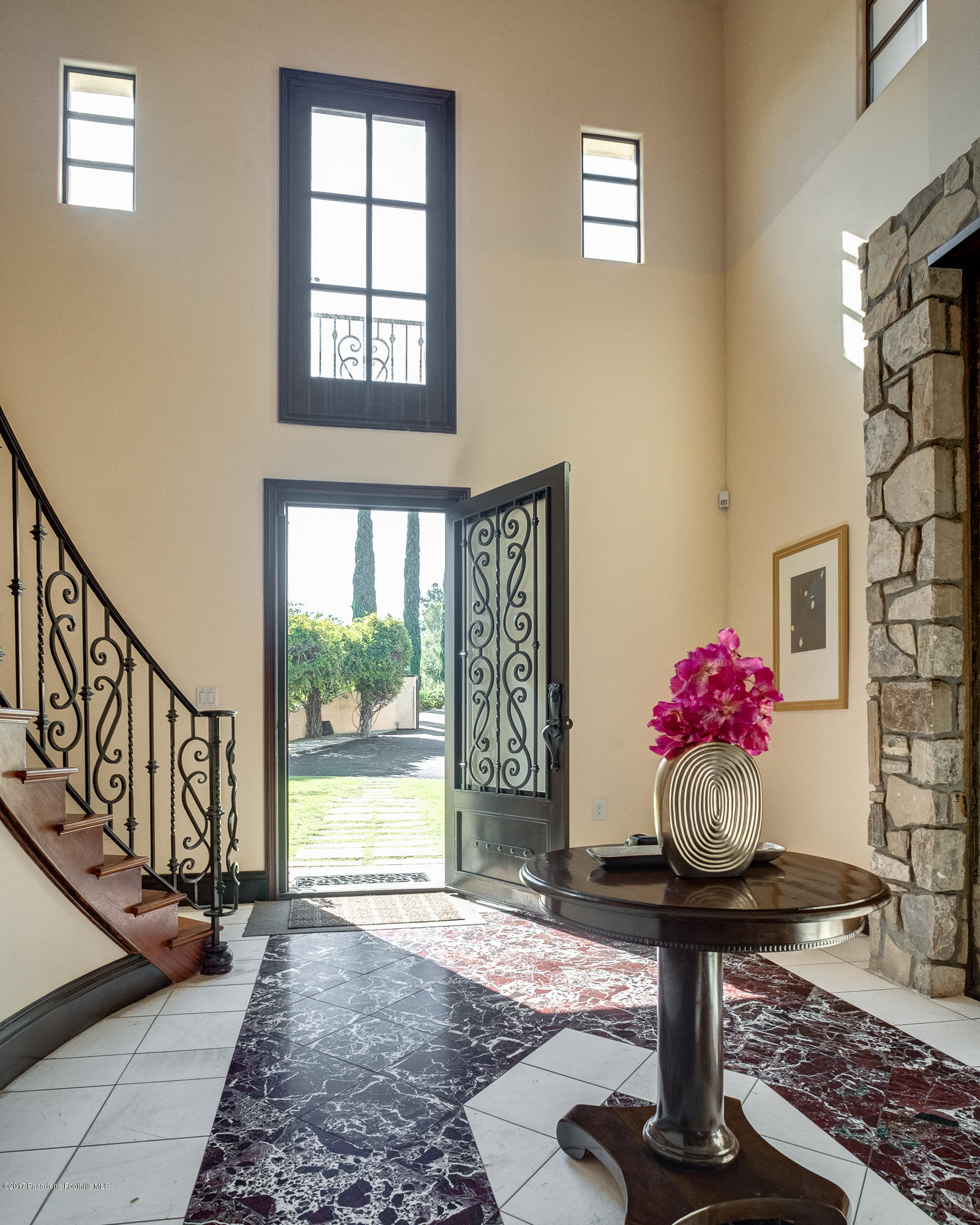 320 Patrician Way Pasadena, CA 91105 - Photo 4 of 69 egpimaging_320Patrician_005_MLS