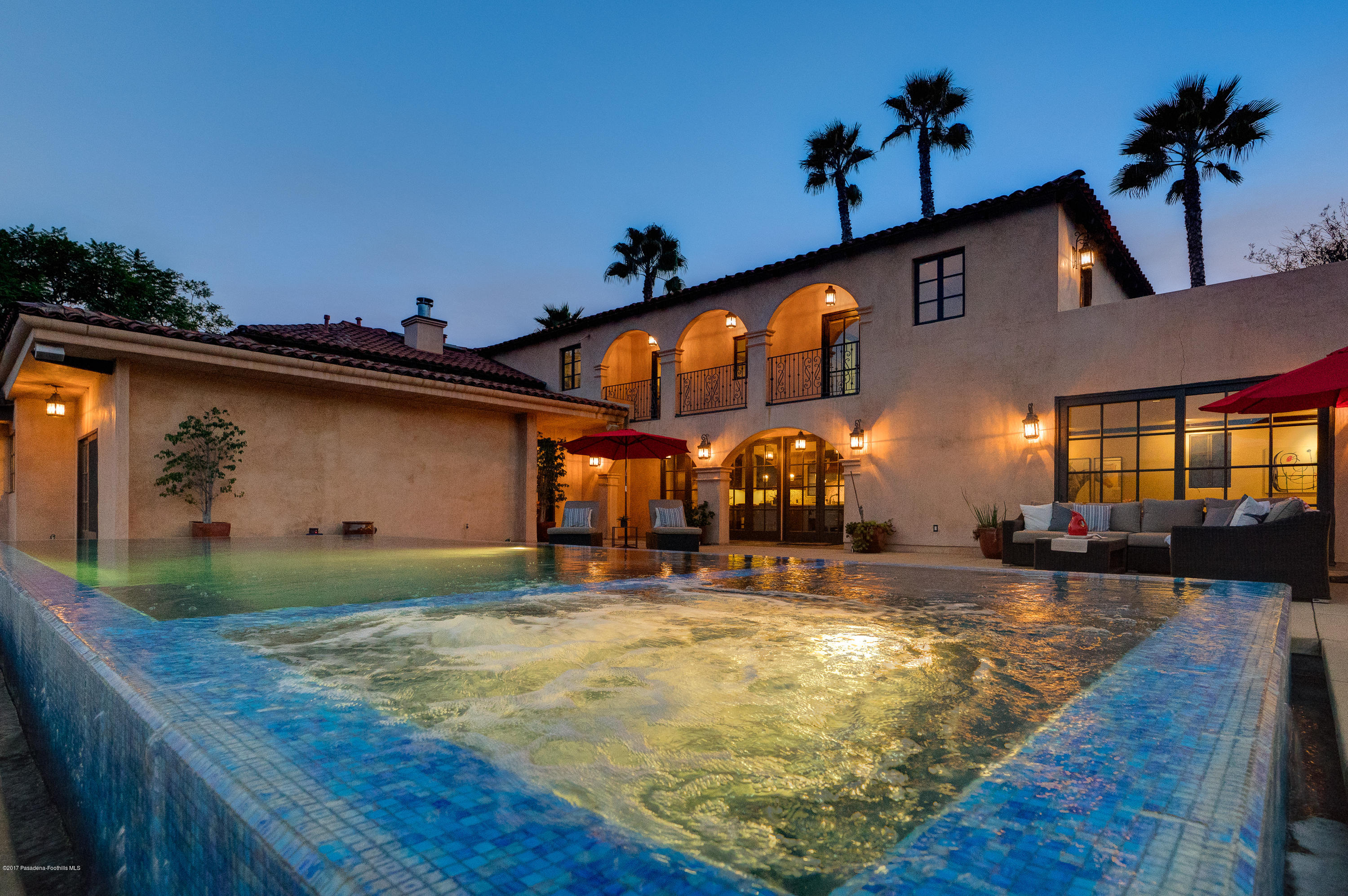 320 Patrician Way Pasadena, CA 91105 - Photo 66 of 69 a front view of a house with garden