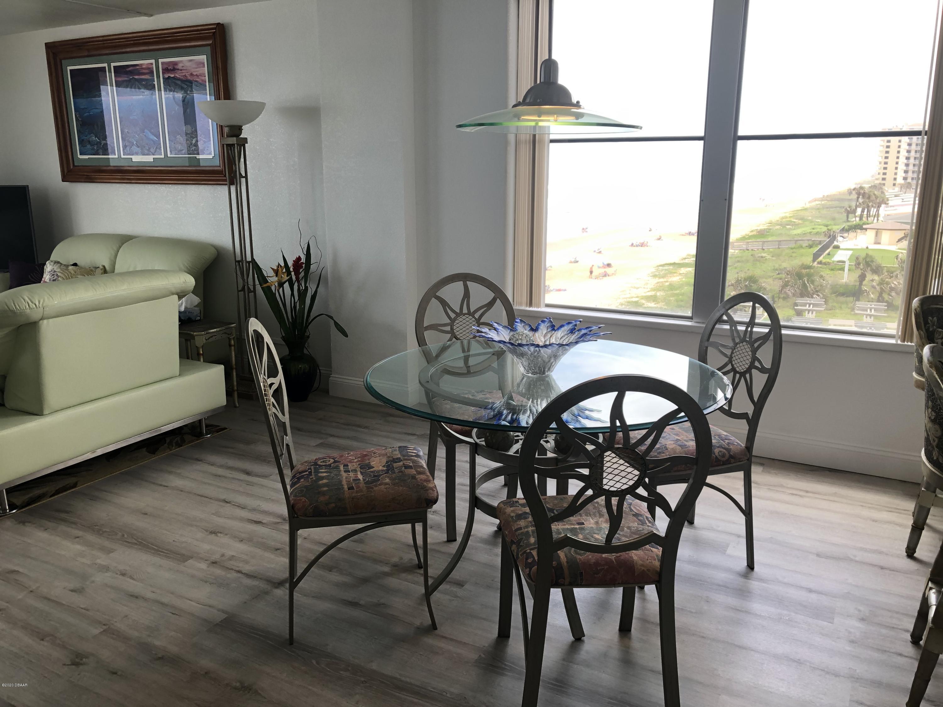 1575 Ocean Shore Boulevard, Unit 402 Ormond Beach, FL 32176 - Photo 6 of 21 Dinning room