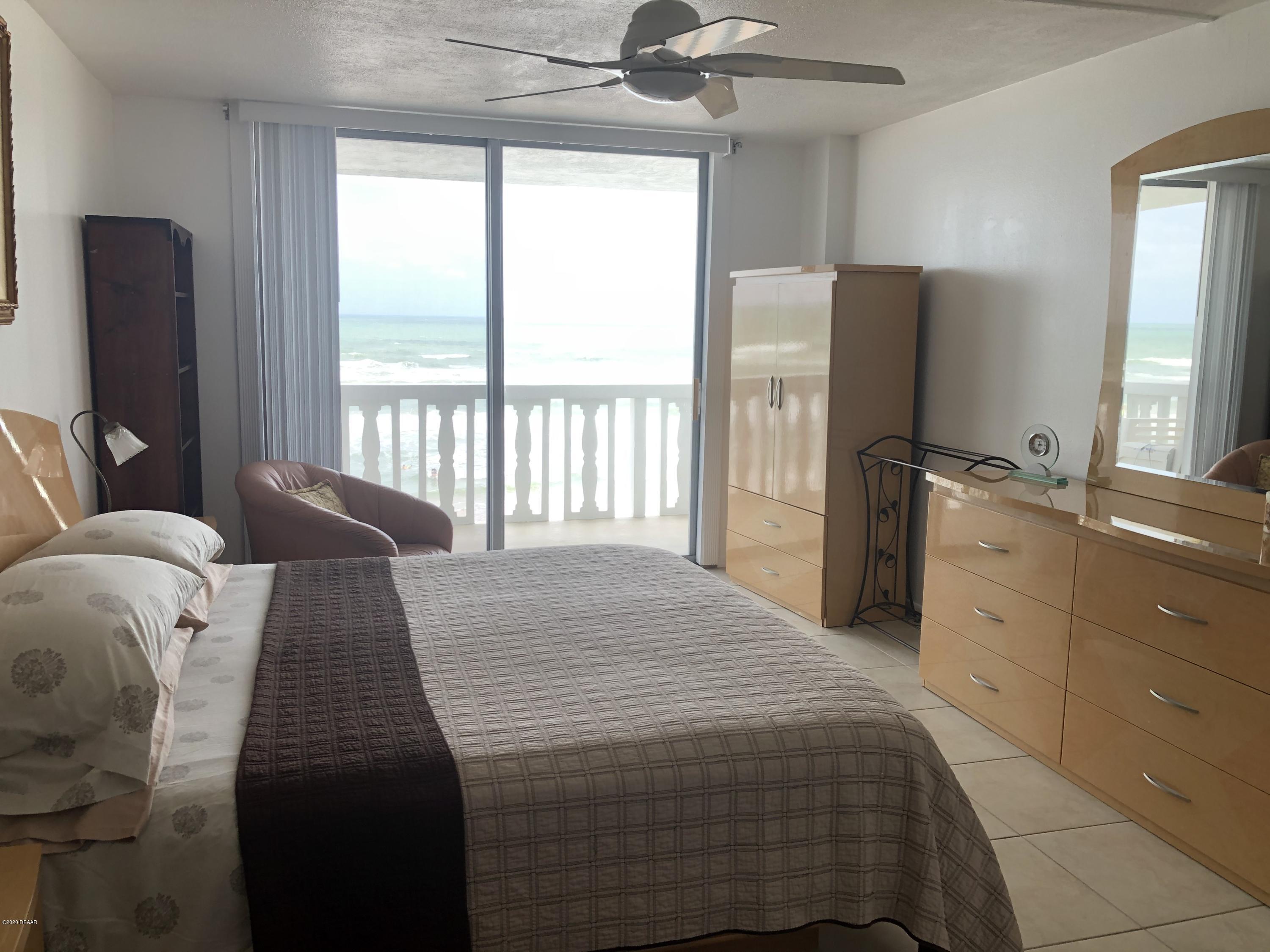 1575 Ocean Shore Boulevard, Unit 402 Ormond Beach, FL 32176 - Photo 9 of 21 Master bedroom