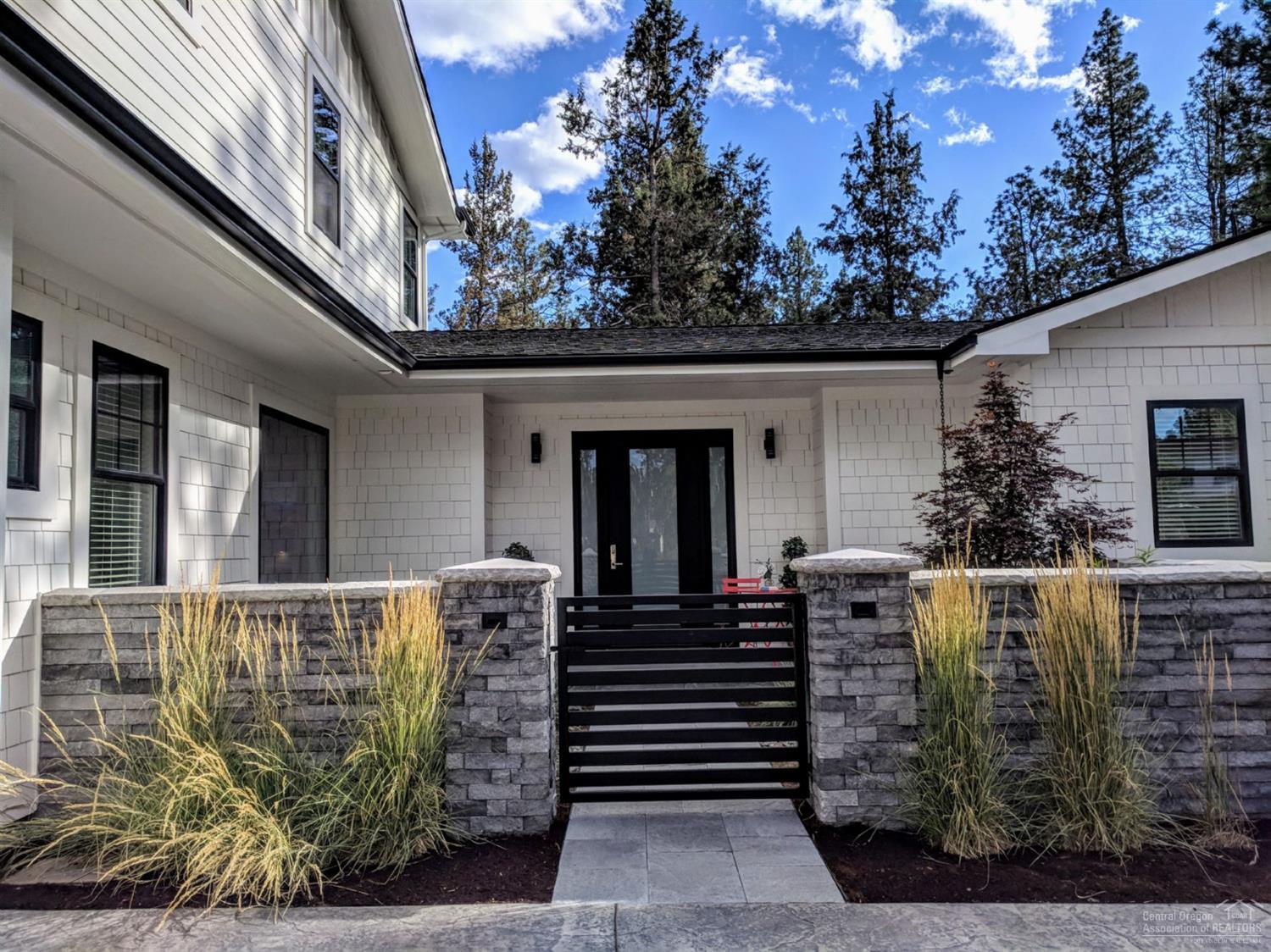 61676 Cedarwood Road Bend, OR 97702 - Photo 2 of 16 Additional Photo