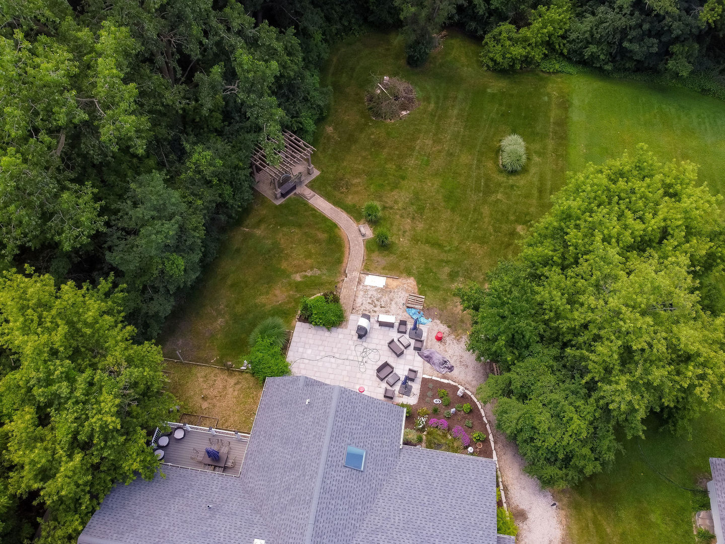 211 Oak Crest Road Cary, IL 60013 - Photo 36 of 39 Gallery Image 36