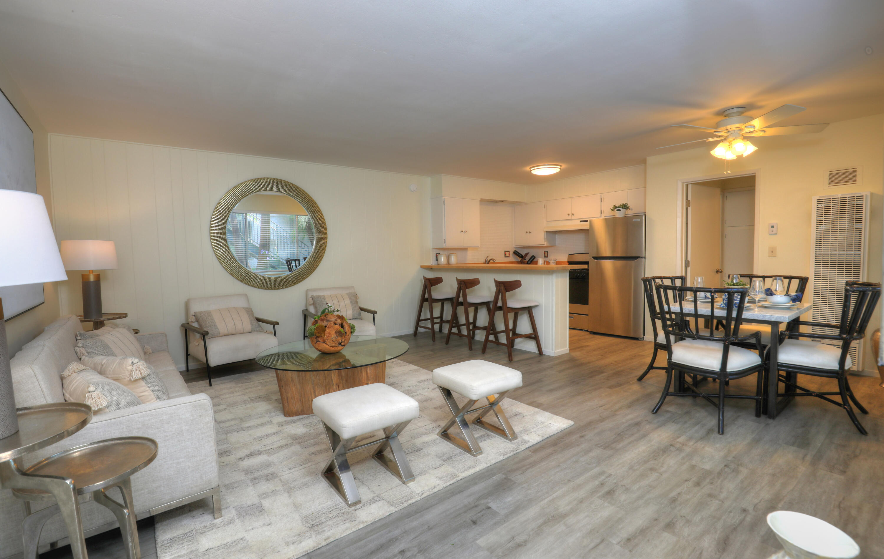 4880 Sandyland Road, Unit 38 Carpinteria, CA 93013 - Photo 1 of 25 Living Room