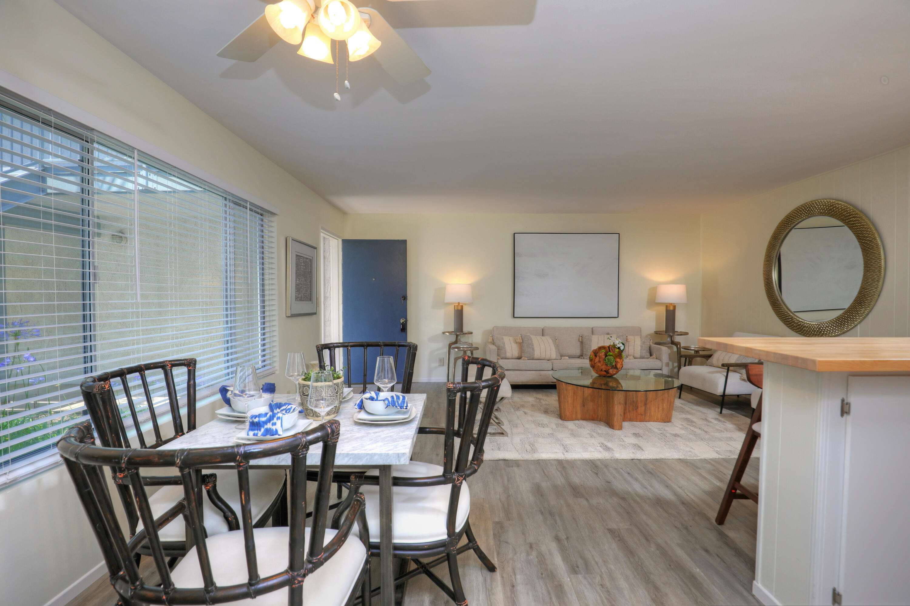 4880 Sandyland Road, Unit 38 Carpinteria, CA 93013 - Photo 7 of 25 Dining Area/Living Room