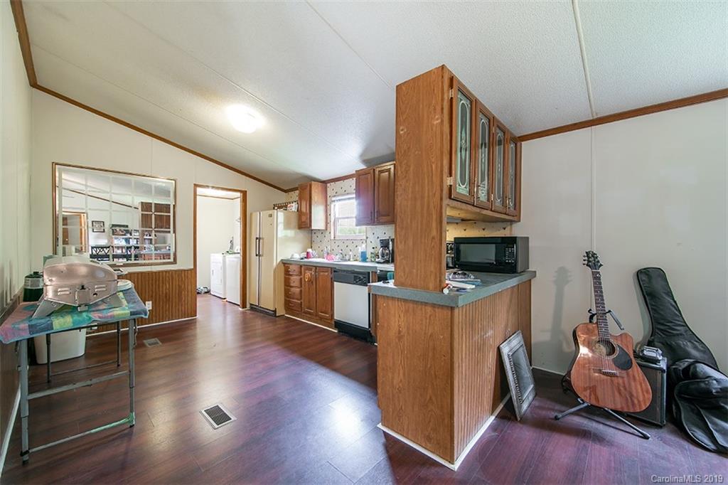 54 Range Road Etowah, NC 28739 - Photo 8 of 18 Gallery Image 8