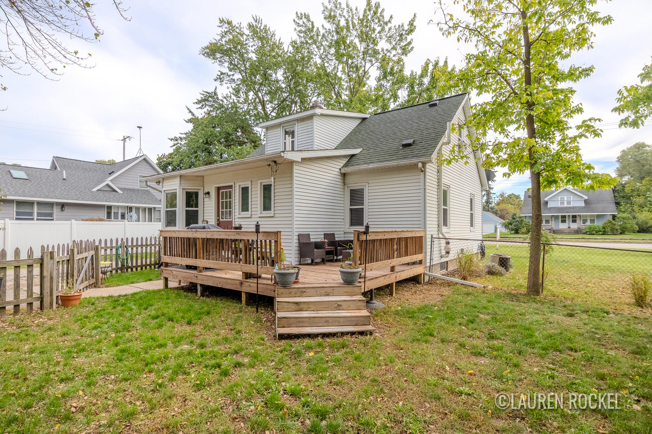 893 Baldwin Street Jenison, MI 49428 - Photo 30 of 44 893 Baldwin-29