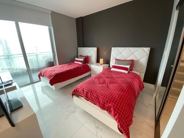 92 Southwest 3rd Street, Unit 4411 Miami, FL 33130 - Photo 17 of 49