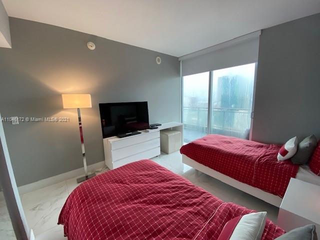 92 Southwest 3rd Street, Unit 4411 Miami, FL 33130 - Photo 19 of 49