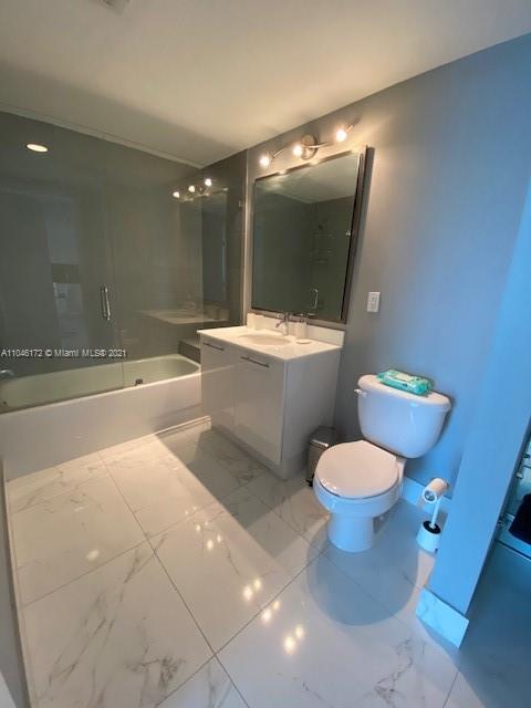 92 Southwest 3rd Street, Unit 4411 Miami, FL 33130 - Photo 21 of 49